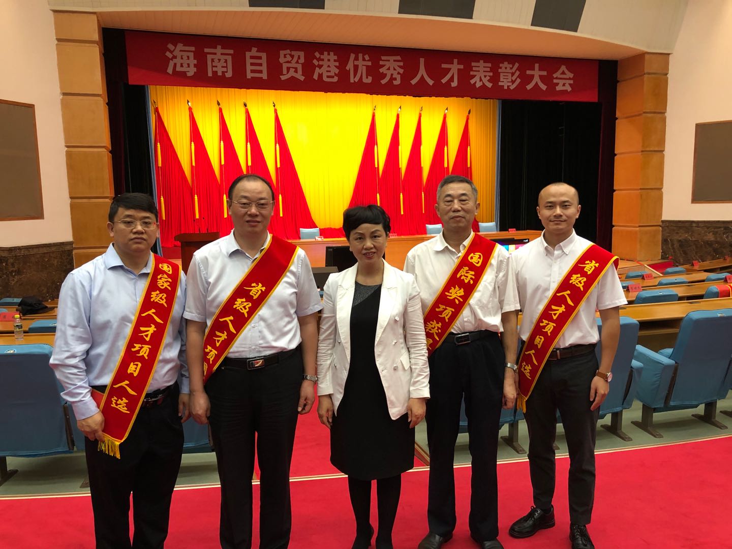 卓越才能:才华横溢,不断突破